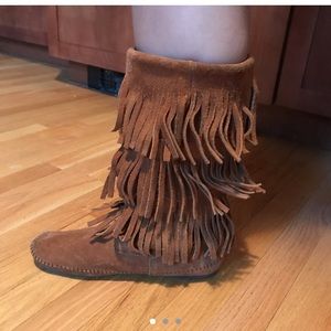 boots minnetonka boots size 9